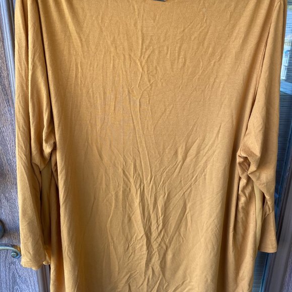 Michael Kors blouse. Size 2 - Picture 3 of 3